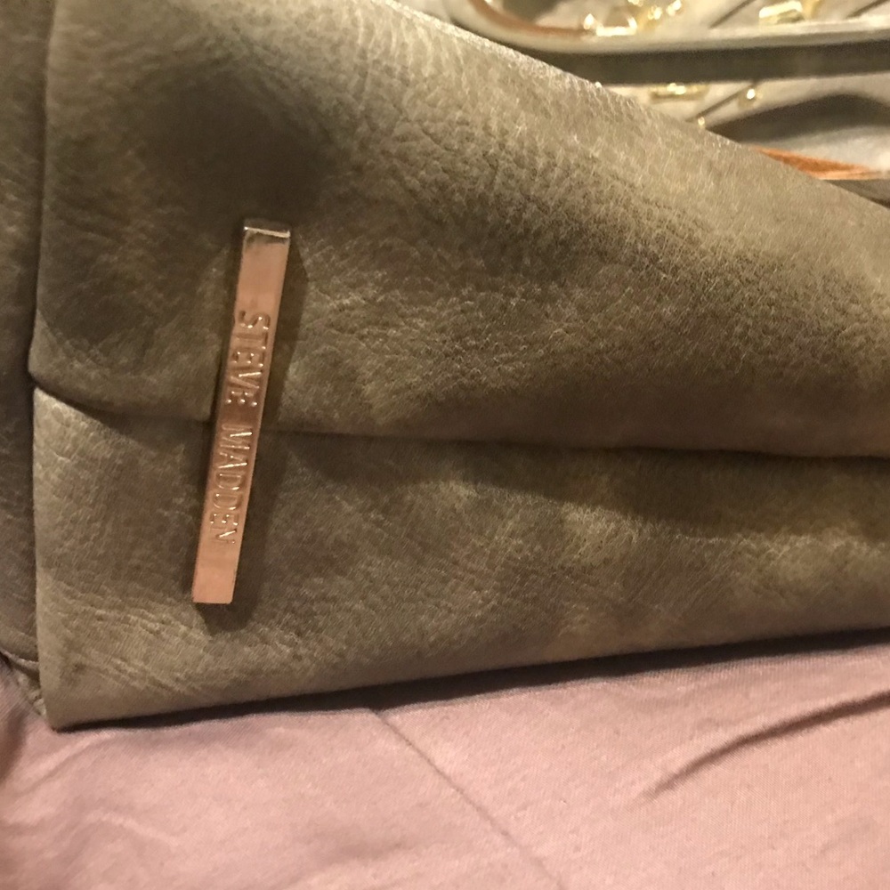 Beautiful Fall / Winter Bag - Picture 2 of 3